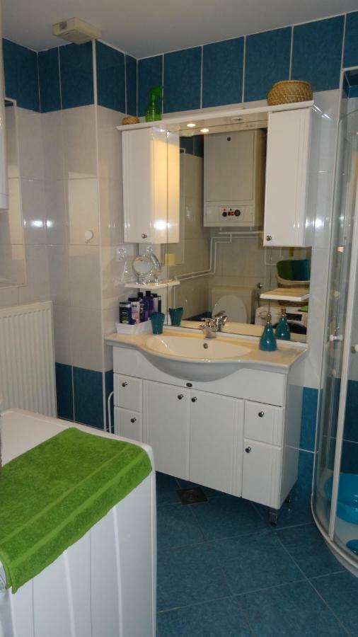 Appartement Apartma Nadja With Private Parking Ljubljana